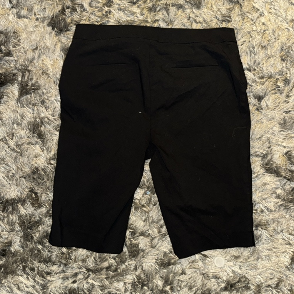 Chico’s So Slimming shorts size 2 - Picture 3 of 3